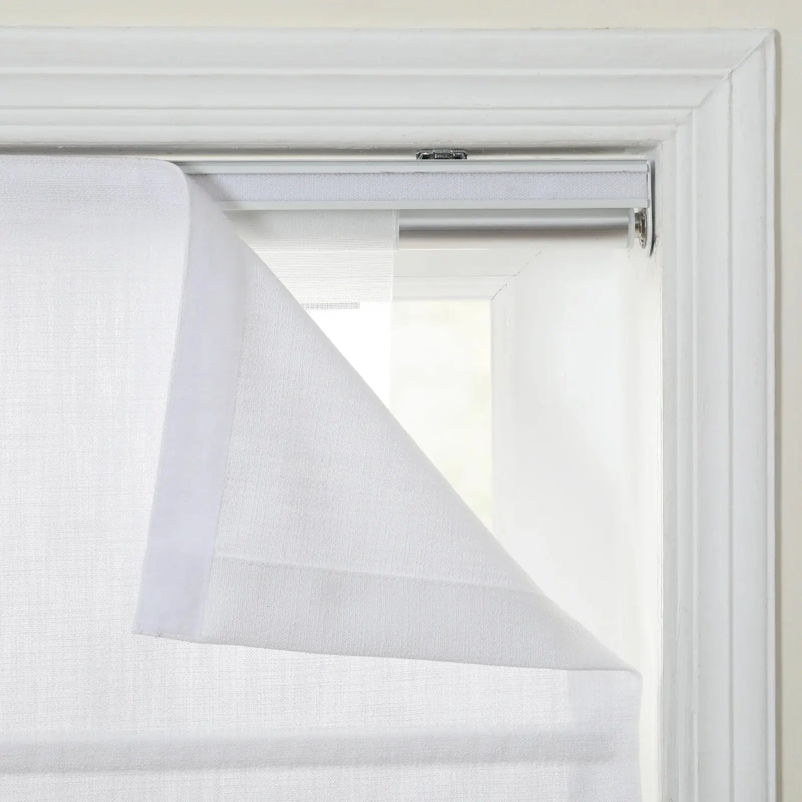 Isabella Roman Shade Cordless