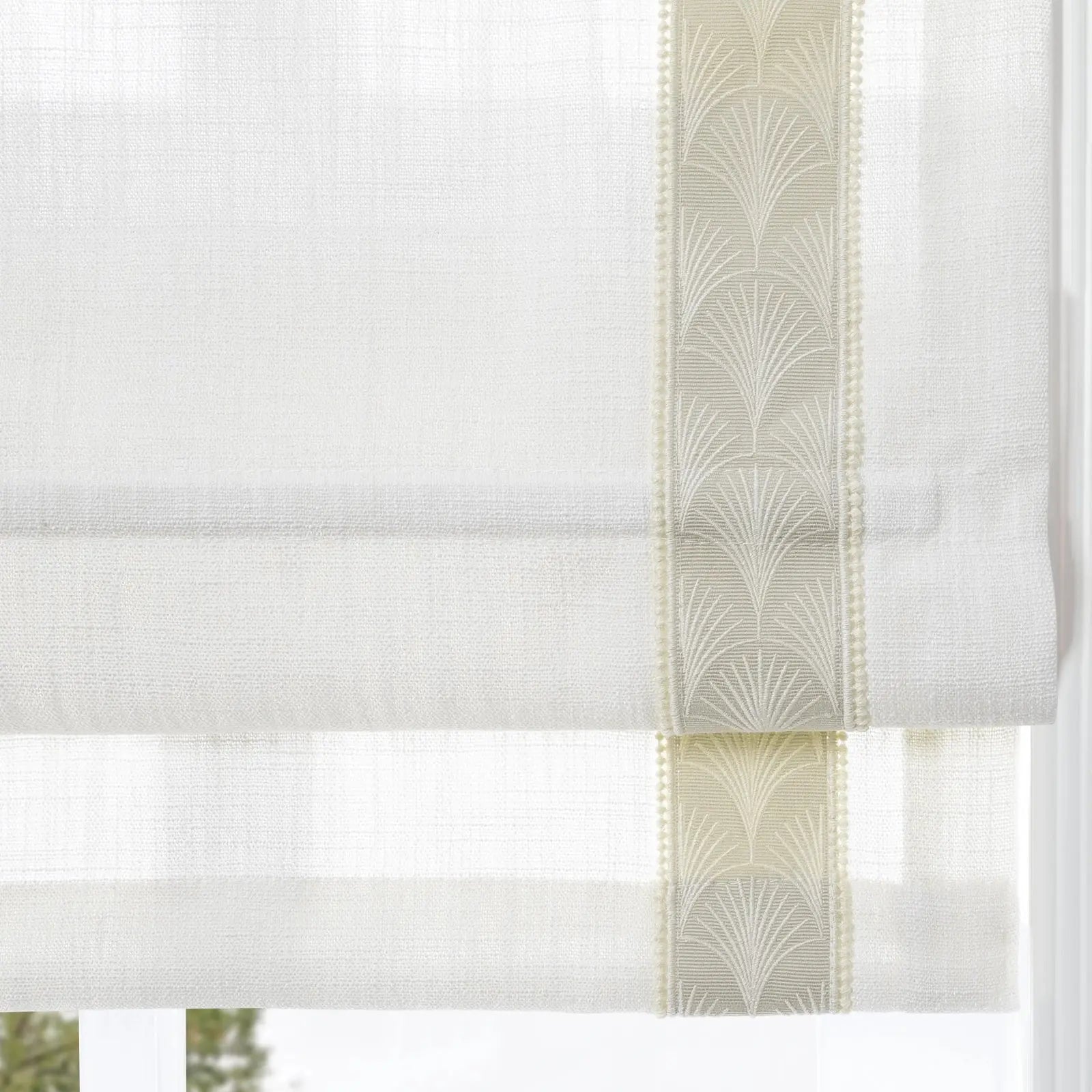Liz Linen Roman Shade Cordless