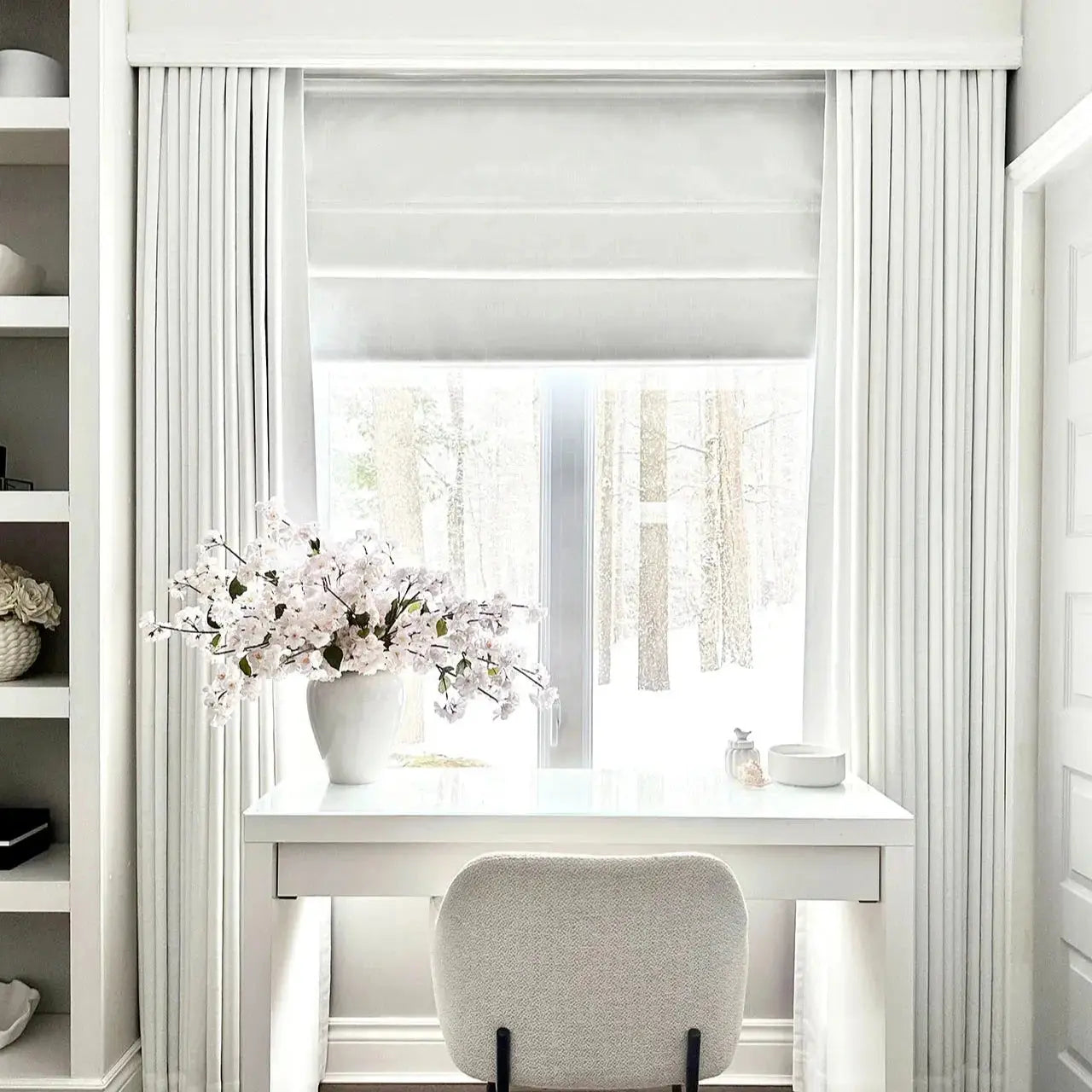 Motorized Roman Shade Cordless