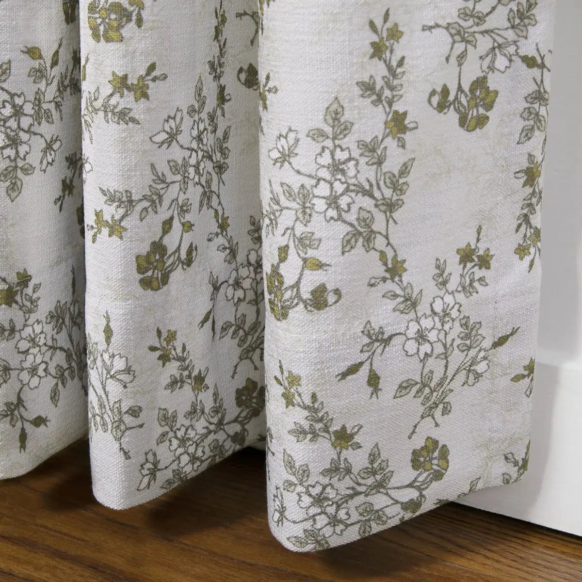 Sara Le Print Linen Drapery Pleated