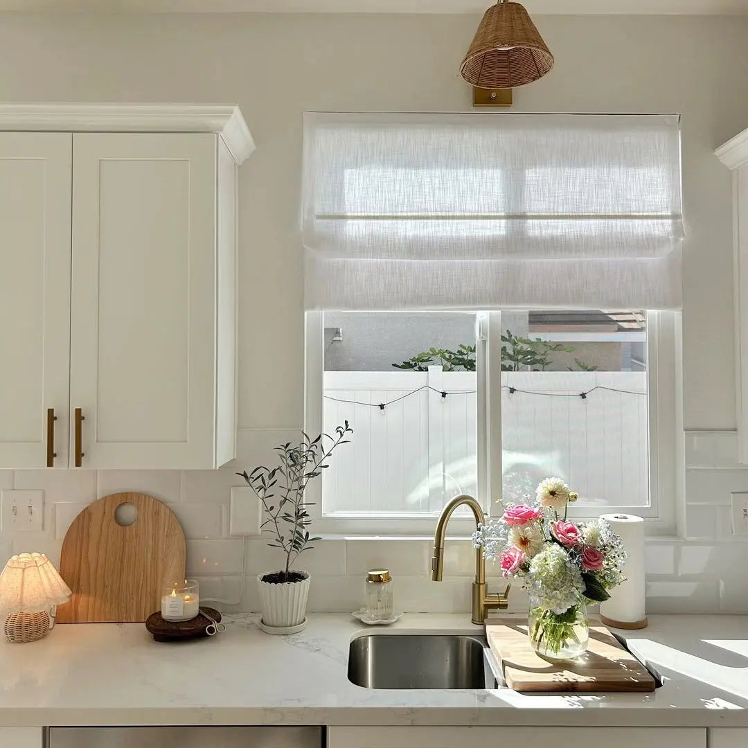 Liz Linen Roman Shade Cordless